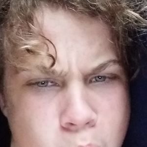 Meet your Posher, Riley